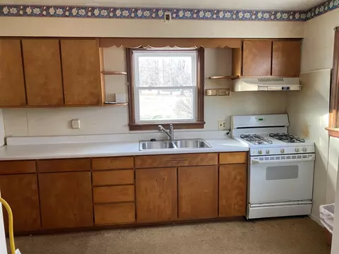 627 Michigan St, Reading, MI 49274 photo 4