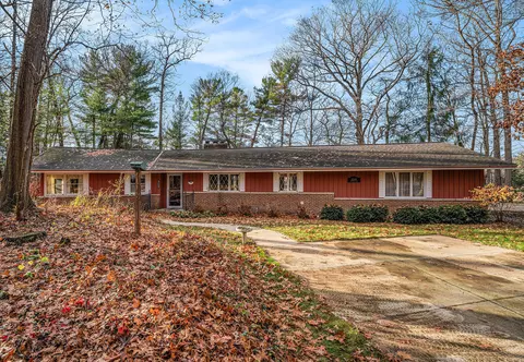 1248 Wallace Dr, Allegan, MI 49010