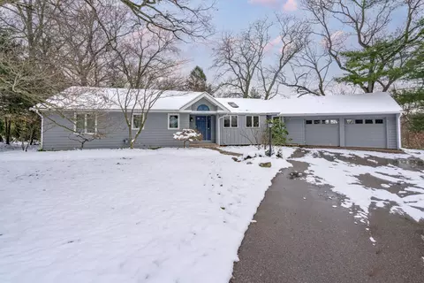 1343 Edgemoor Ave, Kalamazoo, MI 49008