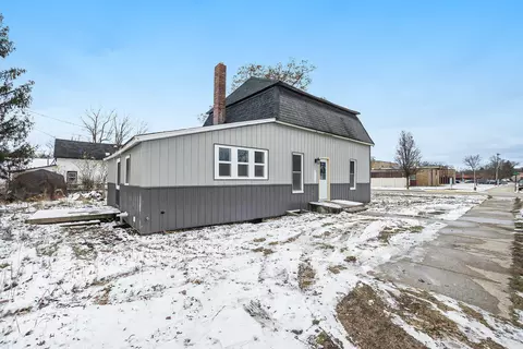 1096 E James St, White Cloud, MI 49349 photo 3