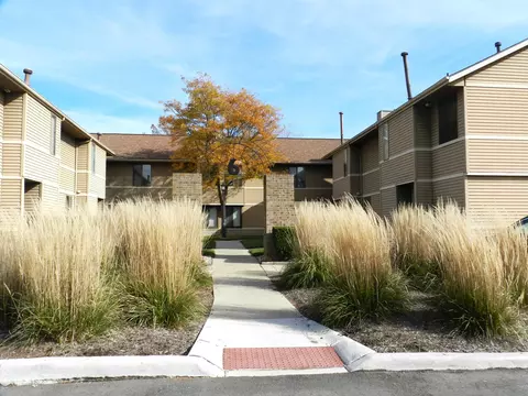 325 Briarcrest Dr #176, Ann Arbor, MI 48104