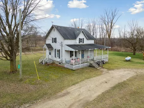2492 S Ferris Rd, Sumner, MI 48889 photo 35