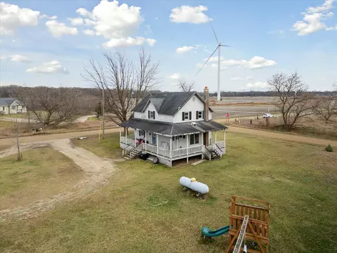2492 S Ferris Rd, Sumner, MI 48889 photo 37