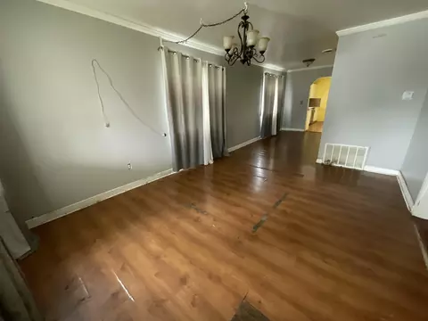 2183 Morrish St, Burton, MI 48519 photo 3