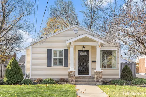 2451 Aleda Ave SE, Grand Rapids, MI 49507