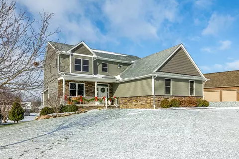 10422 Gray Knoll Trl #35, Saline, MI 48176