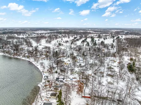 1634 Tennis Ct, Pleasant Lake, MI 49272 photo 42