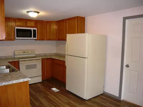 64 Hooker St, Coldwater, MI 49036 photo 4