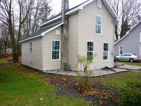 64 Hooker St, Coldwater, MI 49036