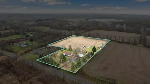 8375 County Farm Rd, Parma, MI 49269