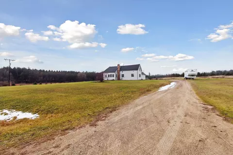 1391 Edgar Rd, Edmore, MI 48829 photo 2