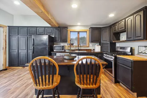 1391 Edgar Rd, Edmore, MI 48829 photo 10