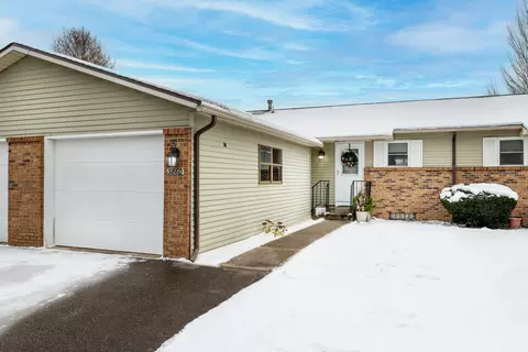 3860 Villa Montee Dr SE, Kentwood, MI 49512