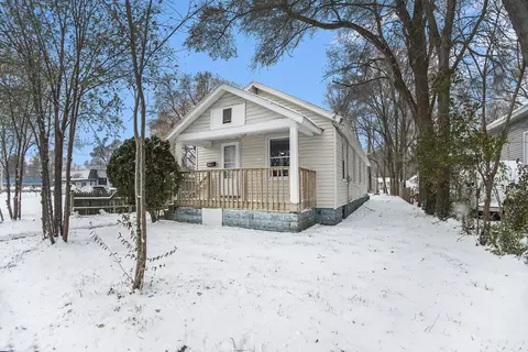 2161 Henry St, Muskegon, MI 49441
