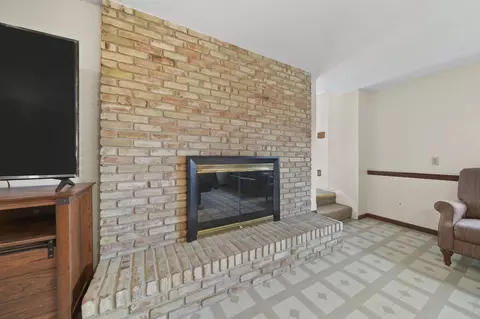 Living - 5112 Murray Rd, Jackson, MI 49201 photo 1 of 5