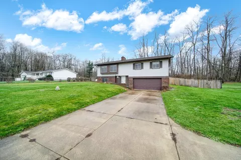 5112 Murray Rd, Jackson, MI 49201