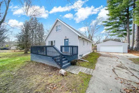 602 Glendale St, Jackson, MI 49203 photo 3