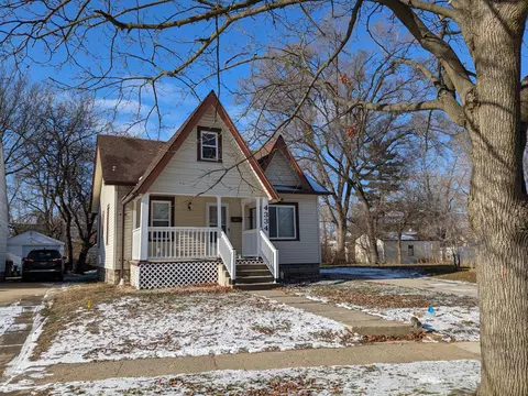 4334 Washington St, Wayne, MI 48184 photo 2