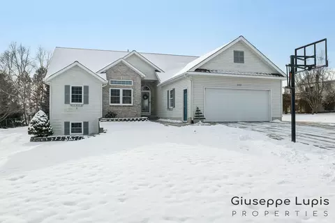 3112 View Point St, Jenison, MI 49428