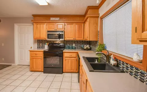 39 Michael Dr, Coldwater, MI 49036 photo 9