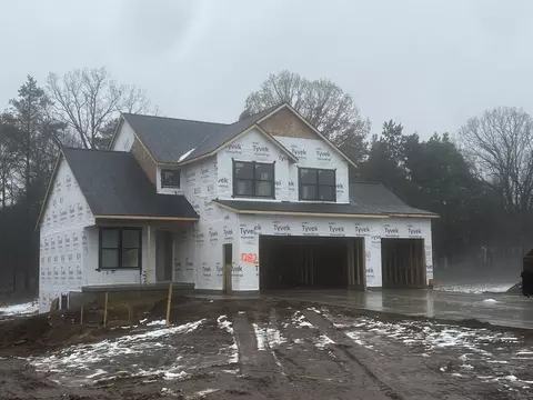 1282 Secluded Pines Dr, Sparta, MI 49345