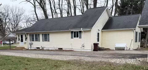 402 Richfield Ave, Springfield, MI 49037 photo 37