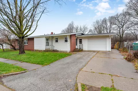 3 Tony Tiger Trl, Springfield, MI 49037