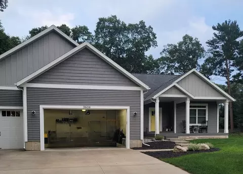 3658 Windemere Ct, Norton Shores, MI 49441
