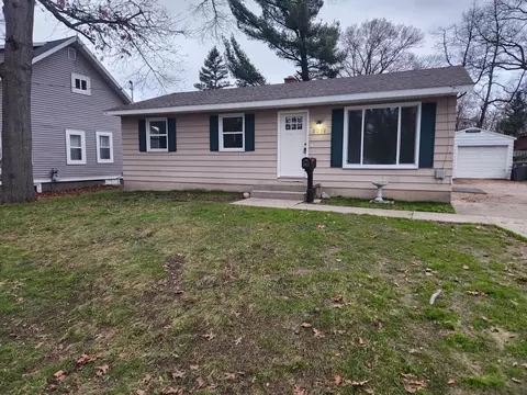 2317 Lacrosse St SW, Wyoming, MI 49519