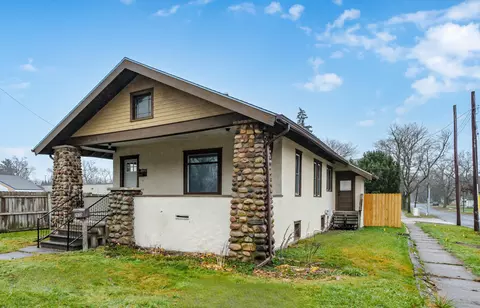 2602 E Main St, Kalamazoo, MI 49048