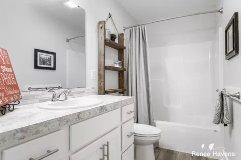 Bath - 4312 Deerfield Run, Dorr, MI 49323 photo 4 of 4