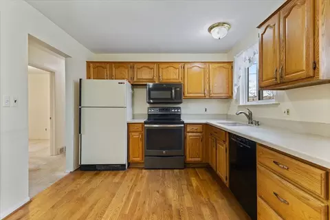 1453 Boyd St, Troy, MI 48083 photo 9