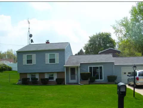 290 Viking Dr, Battle Creek, MI 49017
