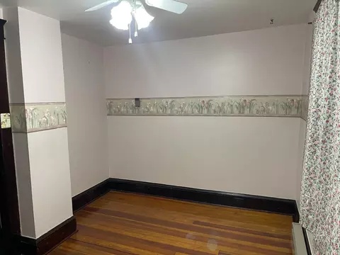 Bedroom - 2924 Page Ave, Jackson, MI 49203 photo 2 of 10