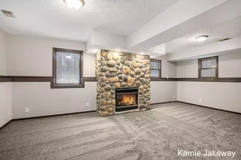 210 Midway St, Belding, MI 48809 photo 21