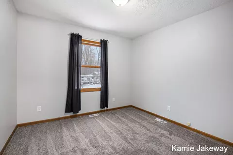 210 Midway St, Belding, MI 48809 photo 18