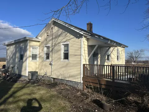 9747 Ottogan St, Holland, MI 49423