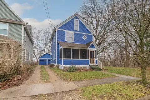 1127 Newell Pl, Kalamazoo, MI 49001