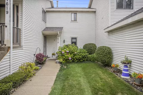 7615 Blackmar Cir, Portage, MI 49024