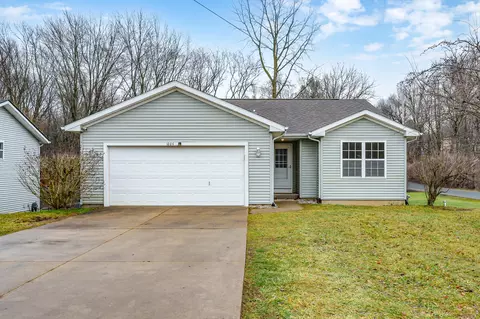 1006 N 26th St, Kalamazoo, MI 49048