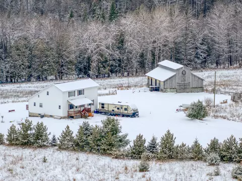 21383 16 Mile Rd, Leroy, MI 49655