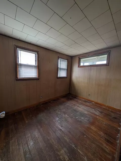 610 St Clair Ave, Jackson, MI 49202 photo 9