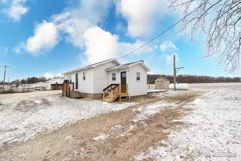 4700 N Greenville Rd, Lakeview, MI 48850
