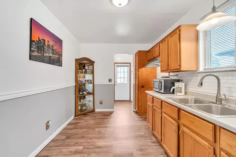 23498 Willard Ave, Warren, MI 48089 photo 10