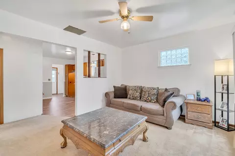 23498 Willard Ave, Warren, MI 48089 photo 5