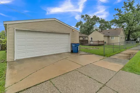 23498 Willard Ave, Warren, MI 48089 photo 19