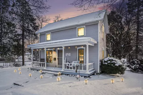 625 Union St, Marshall, MI 49068 photo 2