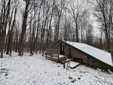 65491 Union Rd, Cassopolis, MI 49031