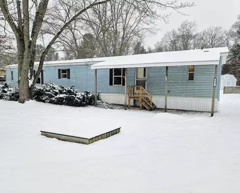 6091 Automobile Rd, Twin Lake, MI 49457