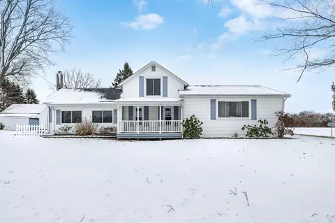 6160 S Drive Dr S, Athens, MI 49011